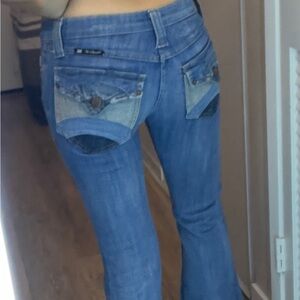 Frankie B. Size 2 Blue Boot Cut Jeans with Distinctive Design